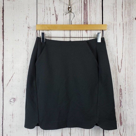 Lauren Conrad Mini Skirt Womens Size 6 Textured Short Stretch Black - Picture 1 of 7